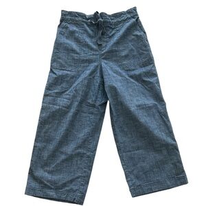 Size 8 Reitmans Signature Capris